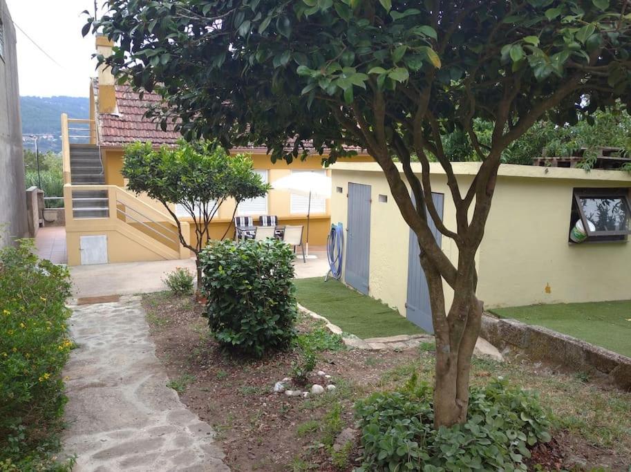 Casita Con Terreno A 10 Minutos Del Centro De Vigo Villa Moana Exterior photo