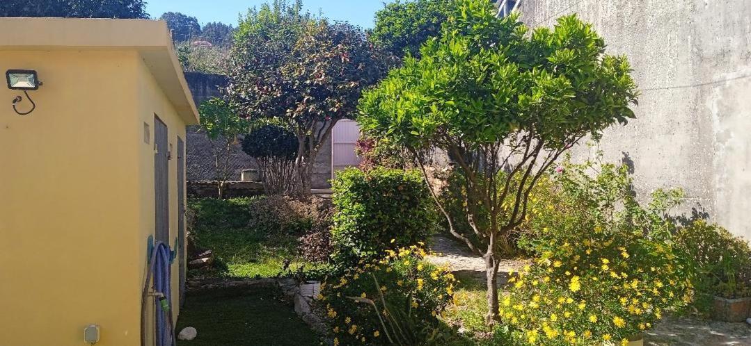 Casita Con Terreno A 10 Minutos Del Centro De Vigo Villa Moana Exterior photo
